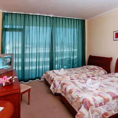 Caesars Palace 4* סאני ביץ'