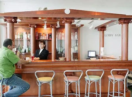 Caesars Palace 4* סאני ביץ'