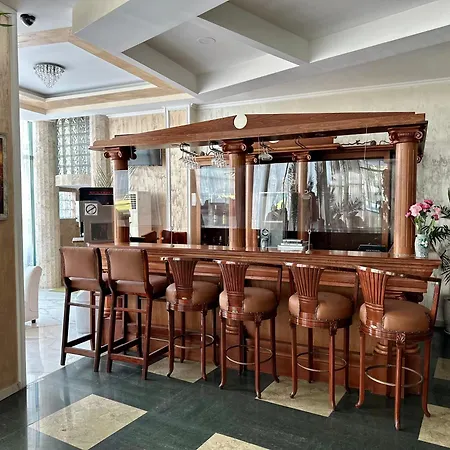 Caesars Palace Готель