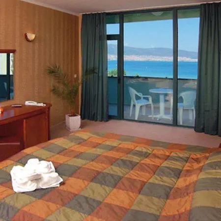 فندق Caesars Palace 4*