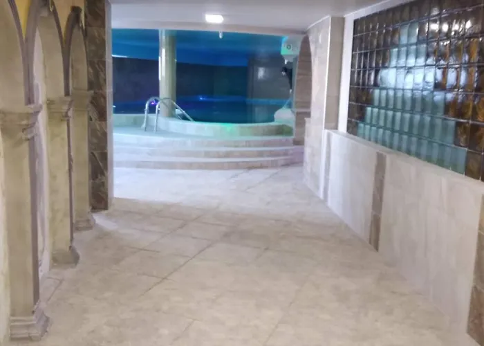 Caesars Palace Готель Сонячний Берег