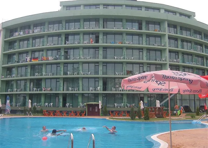 Готель Caesars Palace 4*