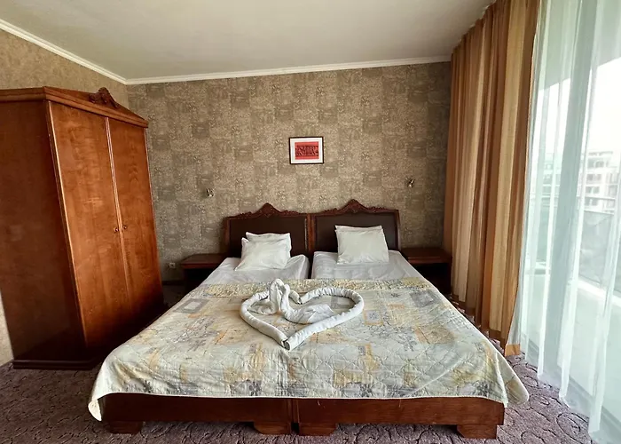 Caesars Palace 4* Slăntjev Brjag